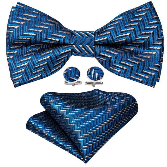 Pre-Bow Bowtie Silk Jacquard Tie